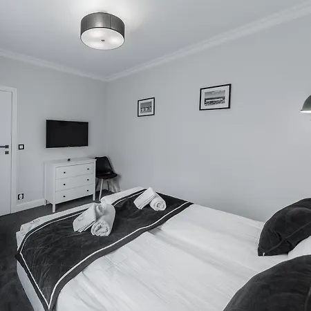 Feria Hotel apartamentowy *